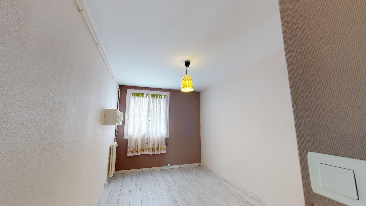 BI31-10142022_161643
